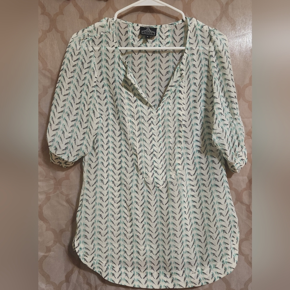 Women's Sheer Shirt Size Medium